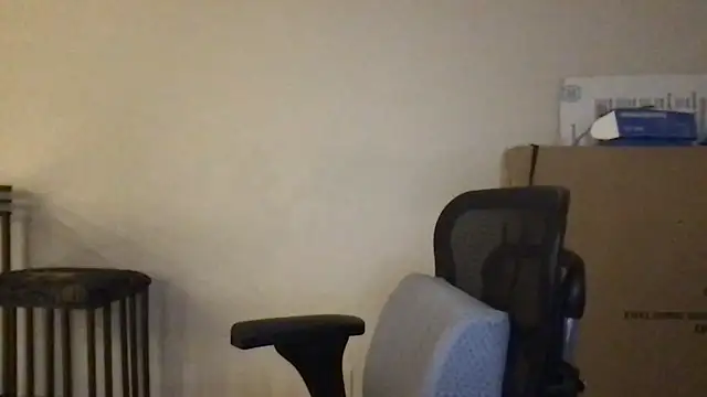 BigGuyMuscle online show from March 22, 4:35 am