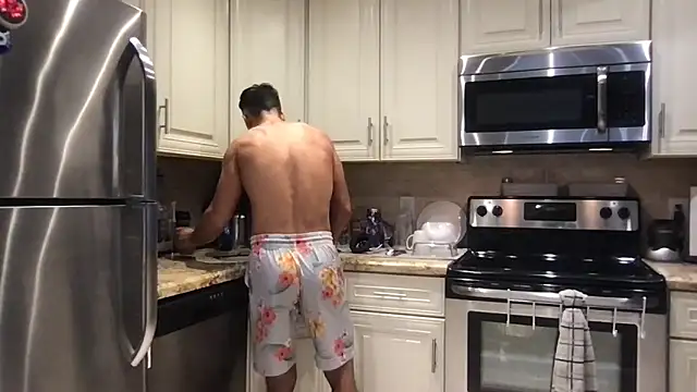 BigGuyMuscle online show from September 26, 1:26 pm