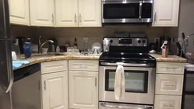 BigGuyMuscle online show from November 25, 9:59 pm