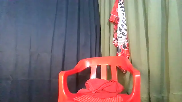 Snapshot of condor08750 chatting on June 22, 3:25 am condor08750 online show from June 22, 3:25 am