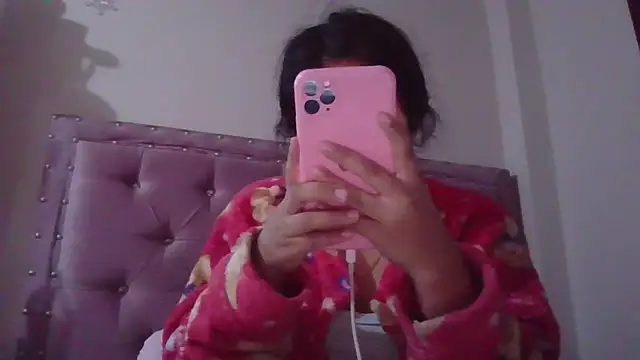 annarose19 online show from February 1, 12:29 am