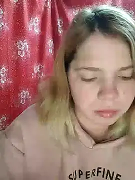 Snapshot of Zuli_Kiska chatting on January 9, 8:44 pm Zuli Kiska online show from January 9, 8:44 pm
