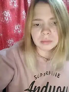 Snapshot of Zuli_Kiska chatting on January 14, 8:26 pm Zuli Kiska online show from January 14, 8:26 pm