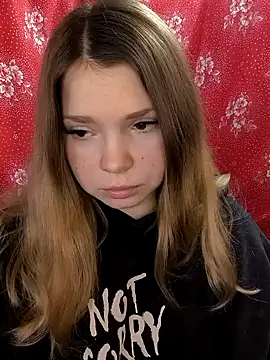 Snapshot of Zuli_Kiska chatting on February 24, 11:41 am Zuli Kiska online show from February 24, 11:41 am