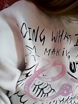 Zuli Kiska online show from March 10, 7:30 pm