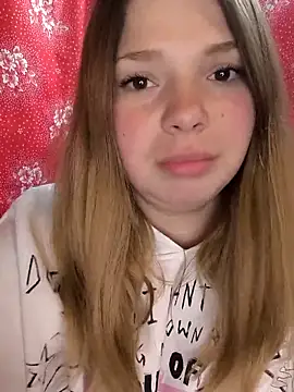 Zuli Kiska online show from March 13, 6:58 pm