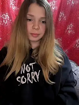 Zuli Kiska online show from April 9, 6:57 pm