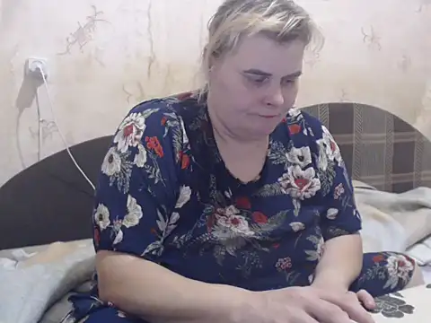 Ameliabusty online show from January 18, 5:59 pm