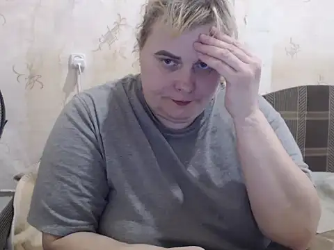 Ameliabusty online show from February 11, 9:42 am