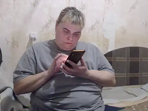 Ameliabusty online show from February 18, 4:48 pm