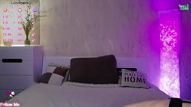 ItsAlisia online show from January 31, 8:12 pm