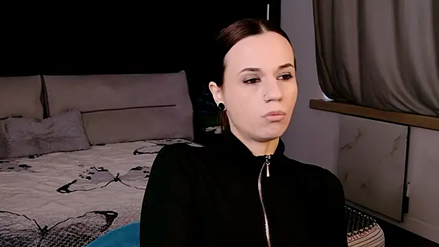 ItsAlisia online show from February 1, 7:29 am