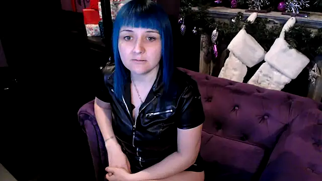 beauty-of-pain online show from December 16, 4:45 pm