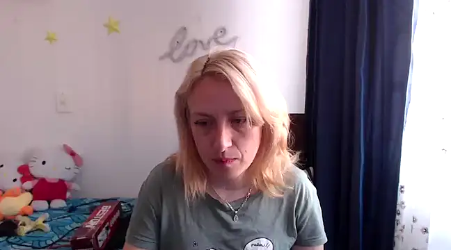 Snapshot of kittykalor09 chatting on December 5, 2:22 pm kittykalor09 online show from December 5, 2:22 pm