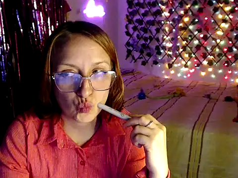 kittykalor09 online show from February 28, 3:51 am