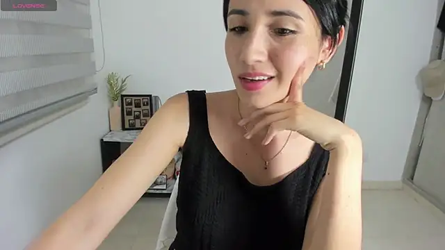 Snapshot of _arianna_hot22 chatting on May 20, 1:12 am arianna hot22 online show from May 20, 1:12 am