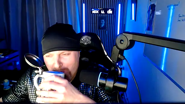DerPornoPete online show from April 26, 12:08 am