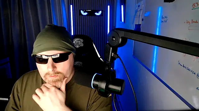 DerPornoPete online show from May 6, 10:59 pm