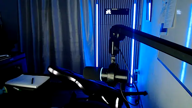 DerPornoPete online show from May 13, 11:00 pm