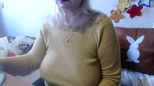 QueenLana online show from February 28, 2:31 pm