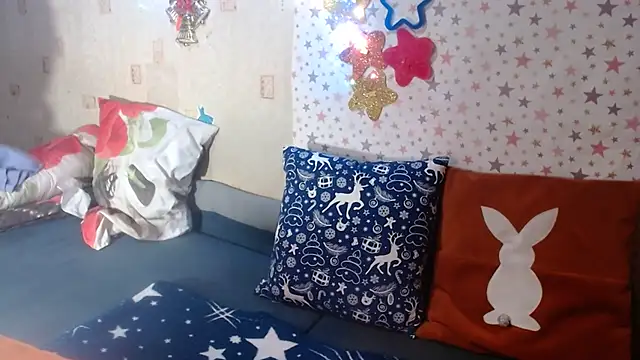 QueenLana online show from February 26, 7:13 pm