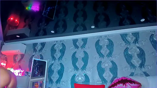 anneswhite online show from February 19, 10:56 am