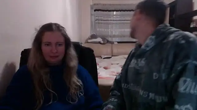 PeterAndJen online show from March 17, 9:23 pm