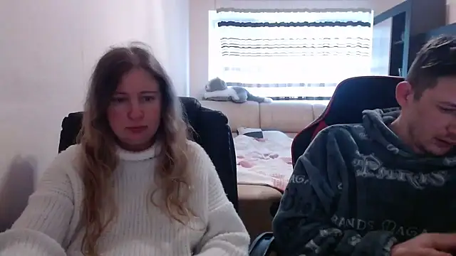 PeterAndJen online show from March 20, 9:37 am