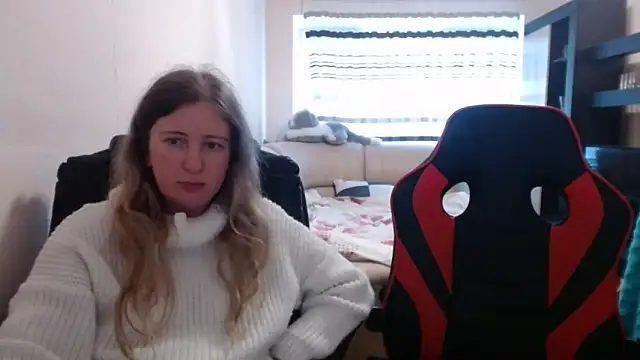 PeterAndJen online show from March 20, 2:10 pm