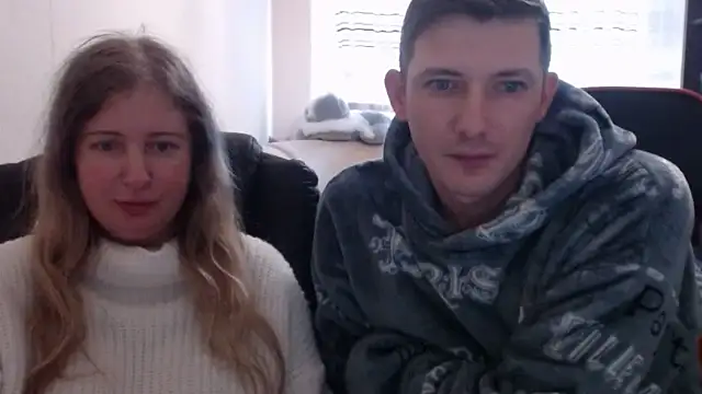 PeterAndJen online show from March 22, 1:19 pm