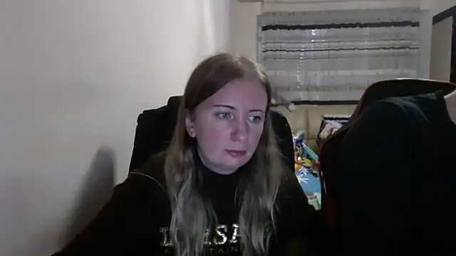 PeterAndJen online show from October 2, 6:15 pm