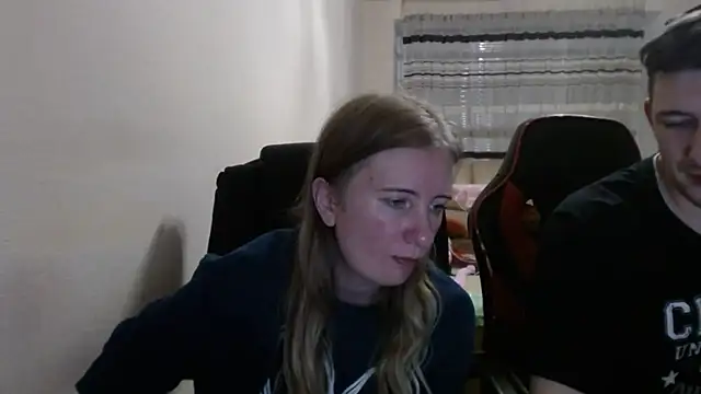 PeterAndJen online show from October 31, 8:10 pm