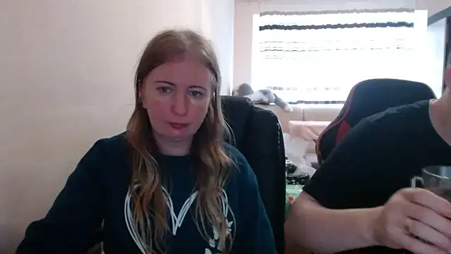 PeterAndJen online show from November 3, 8:37 am