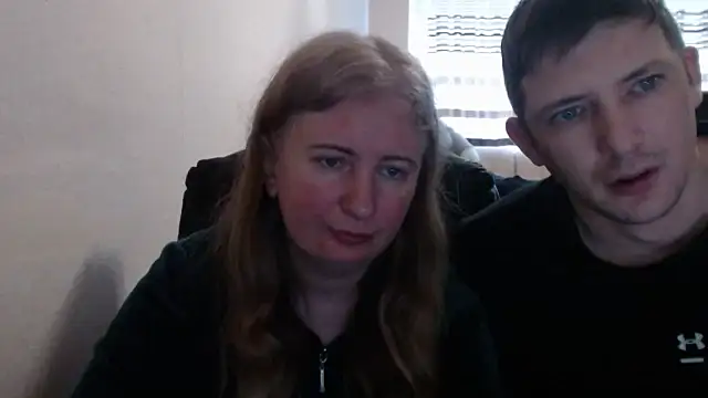 PeterAndJen online show from March 21, 7:24 am