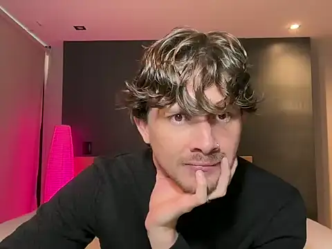 Snapshot of mcklister_kinky_feets chatting on February 11, 4:56 pm mcklister kinky feets online show from February 11, 4:56 pm