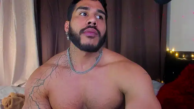 Snapshot of Artemis_Kazttman chatting on December 5, 5:59 am Artemis Kazttman online show from December 5, 5:59 am