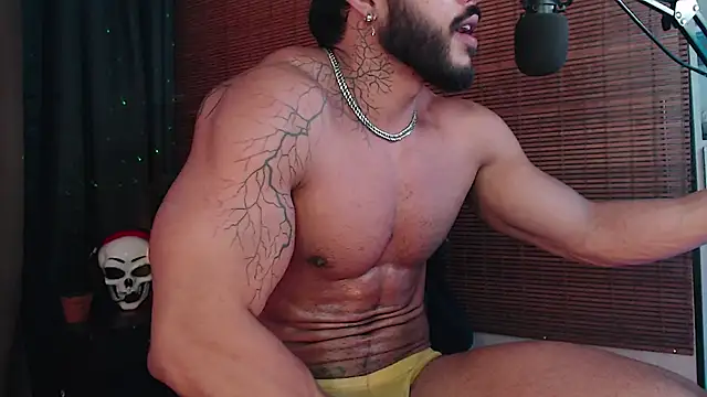 Snapshot of Artemis_Kazttman chatting on March 2, 10:48 pm Artemis Kazttman online show from March 2, 10:48 pm