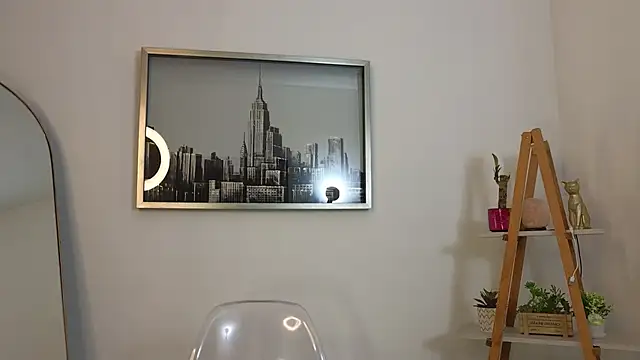 bella  adams online show from January 19, 10:30 am