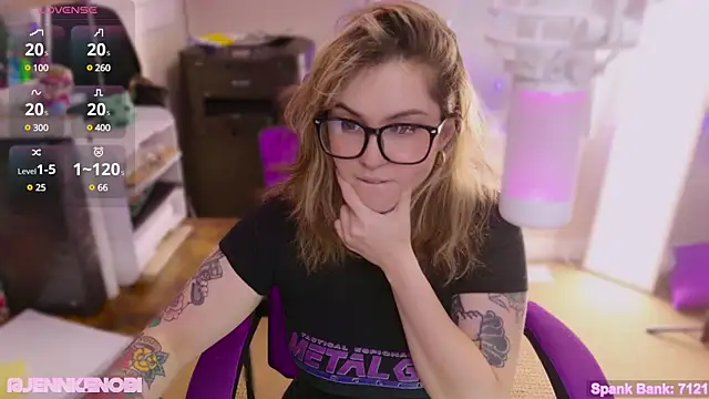 JennKenobi online show from February 26, 6:32 pm