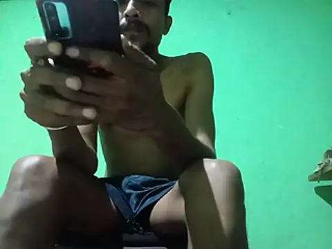 Snapshot of PrabV0319 chatting on May 30, 9:06 am PrabV0319 online show from May 30, 9:06 am