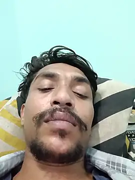 Snapshot of PrabV0319 chatting on June 6, 3:06 pm PrabV0319 online show from June 6, 3:06 pm