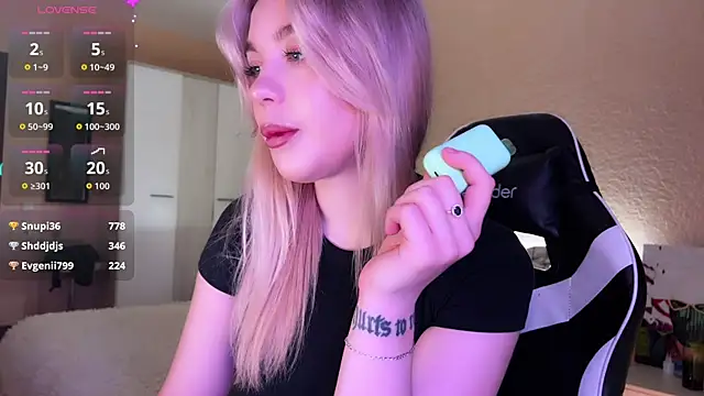 ariashaa online show from November 2, 4:42 pm