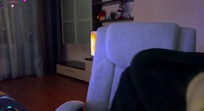 ariashaa online show from January 15, 3:27 pm