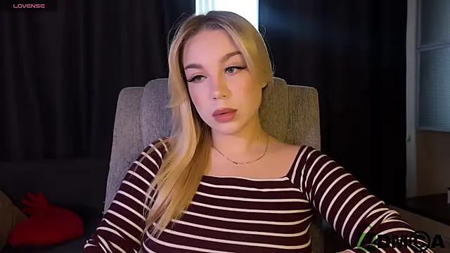 ariashaa online show from March 27, 3:01 pm