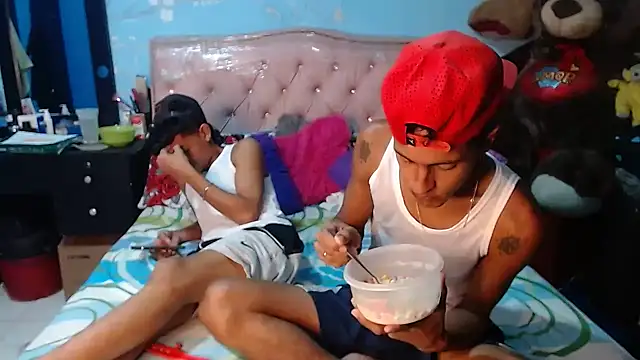 Snapshot of gustavo_saaled19 chatting on December 7, 12:41 am gustavo saaled19 online show from December 7, 12:41 am