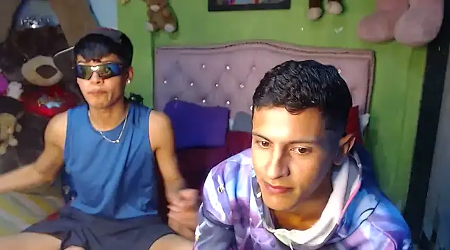 Snapshot of gustavo_saaled19 chatting on March 7, 11:05 pm gustavo saaled19 online show from March 7, 11:05 pm