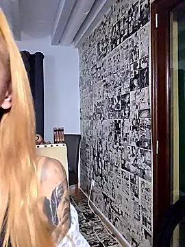 kylie blck online show from January 11, 4:39 am