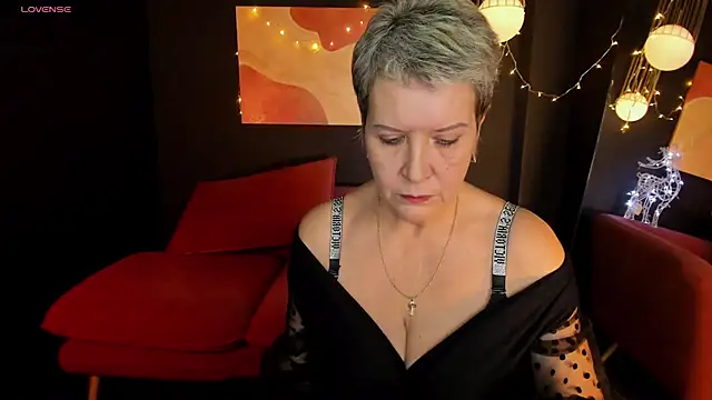 Snapshot of KathySunn chatting on January 2, 1:19 pm KathySunn online show from January 2, 1:19 pm