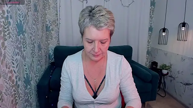 Snapshot of KathySunn chatting on January 3, 4:37 pm KathySunn online show from January 3, 4:37 pm
