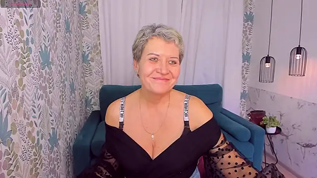 Snapshot of KathySunn chatting on January 28, 1:27 pm KathySunn online show from January 28, 1:27 pm